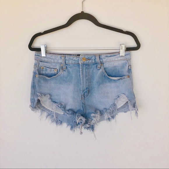 Forever 21 Pants - EUC Forever 21 Classic Blue Denim Shorts